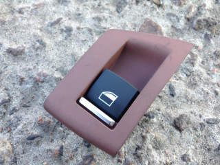 кнопка стеклоподъемника двери BMW 2013, 3.0 л., N57 D30 C, дизель, АКПП, универсал