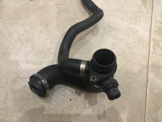 фланец (тройник) системы охлаждения BMW 3 серия F30/F31/F34 2013, 2.0 л., N20 B20 A, бензин, АКПП, седан, 7639997