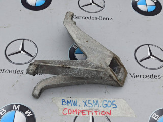кронштейн двигателя BMW X5 M F95 2021, 4.4 л., бензин, полный привод, 7853647
