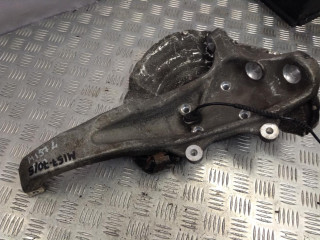 кулак поворотный левый BMW 2016, 2.0 л., B47 D20 A, дизель, АКПП, черный, седан