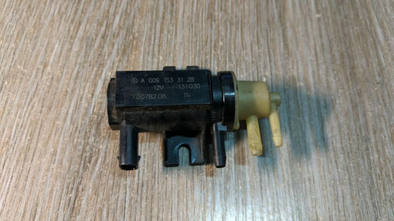 электромагнитный клапан Mercedes-Benz 2013, 2.1 л., OM 651.913, дизель, АКПП, седан, 0091533128, A0091533128, 7.00782.08 - фото №1