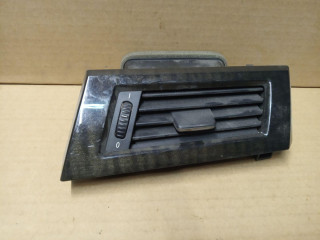 дефлектор обдува салона BMW 5 серия E60/E61 2006, 3.0 л., дизель, АКПП, серый, седан, 6910732