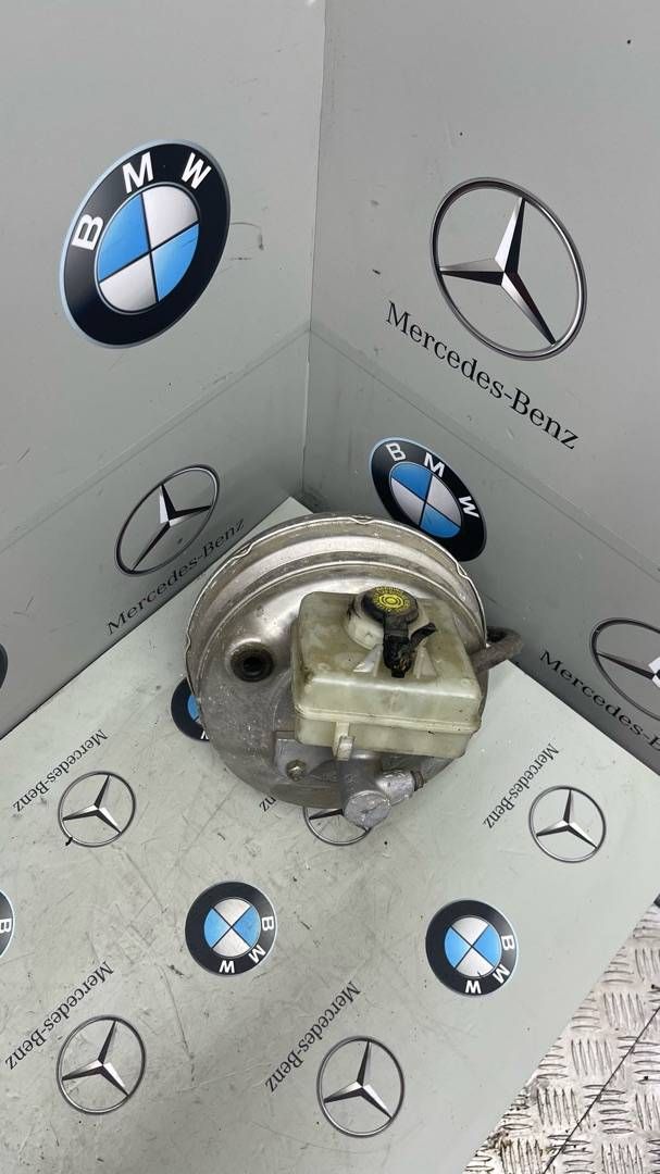 вакуумный усилитель тормозов BMW 5 серия E60/E61 2005 - фото №1