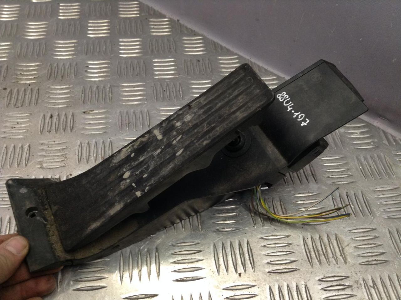 педаль BMW 5 серия E60/E61 2005, 3.0 л., дизель, АКПП, универсал - фото №1