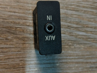 разъем AUX / USB BMW X3 E83 [рестайлинг] 2007, 3.0 л., N52 B30 A, бензин, АКПП, черный, внедорожник 5 дв., 61316930561, 6930561