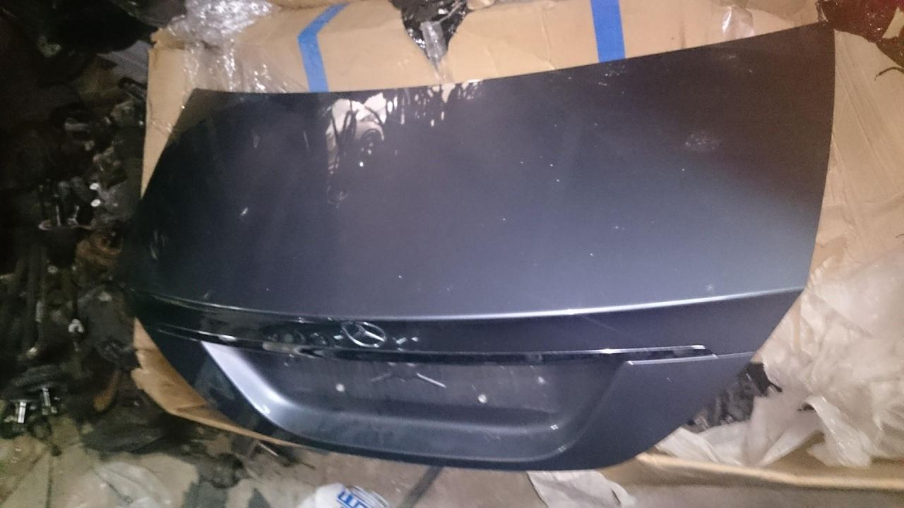 крышка багажника (дверь 3-5) Mercedes-Benz CLS-Класс C219 2007, 3.0 л., OM 642.920, дизель, АКПП, купе - фото №1