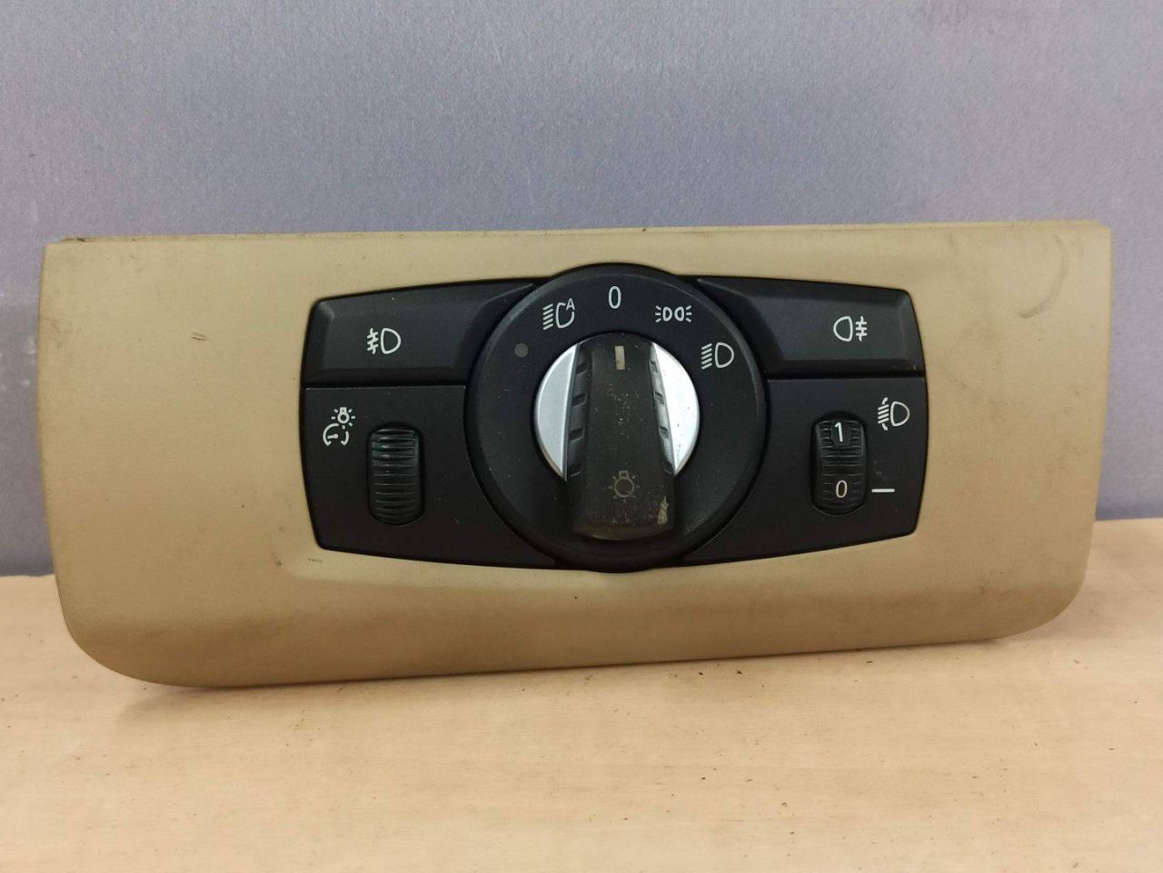 переключатель света BMW X5 E70 2009, 3.0 л., дизель, 9134725 - фото №1