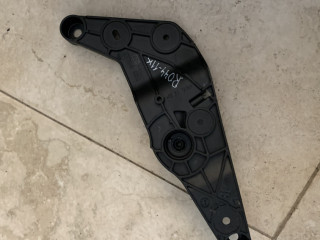 механизм открытия капота (кронштейн в салоне) BMW 7 серия F01/F02 2010, 4.4 л., N63 B44 A, бензин, АКПП, седан, 51239114002