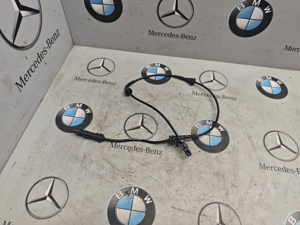 датчик ABS BMW 2025, 3.0 л., бензин, 6895655 - фото №1
