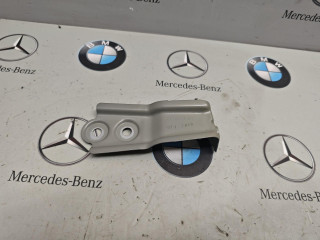 наружнее крепление крыла левого BMW 2023, 3.0 л., бензин, c4p, 7418217