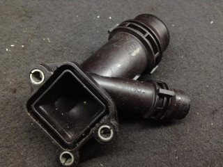 фланец (тройник) системы охлаждения BMW 5 серия E60/E61 2007, 2.5 л., дизель, АКПП, седан