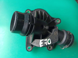 корпус термостата BMW X5 E70 2009