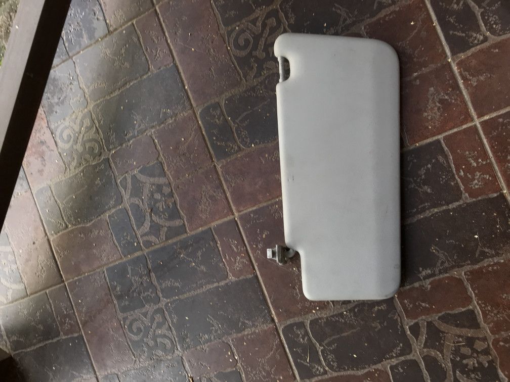 козырек солнцезащитный Mercedes-Benz M-Класс W166 2015, 3.0 л., OM 642.826, дизель, АКПП, cthsq, внедорожник 5 дв., A1668100210, 1668100210 - фото №1