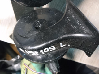 сигнал (клаксон) BMW 5 серия E60/E61 [рестайлинг] 2008, 3.0 л., N54 B30 A, бензин, АКПП, бордовый, седан