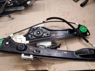стеклоподъемник передний правый BMW 3 серия E90/E91/E92/E93 [рестайлинг] 2008, 2.0 л., дизель, АКПП, универсал, полный привод, 7060266
