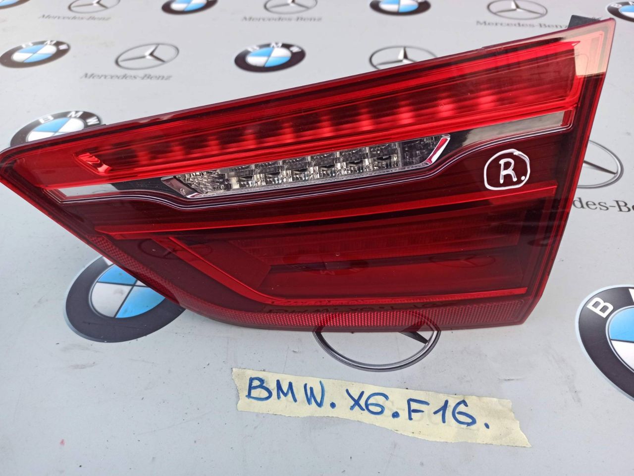 фонарь крышки багажника правый BMW X6 F16 2016, 3.0 л., бензин, правый руль, 2576428 - фото №1