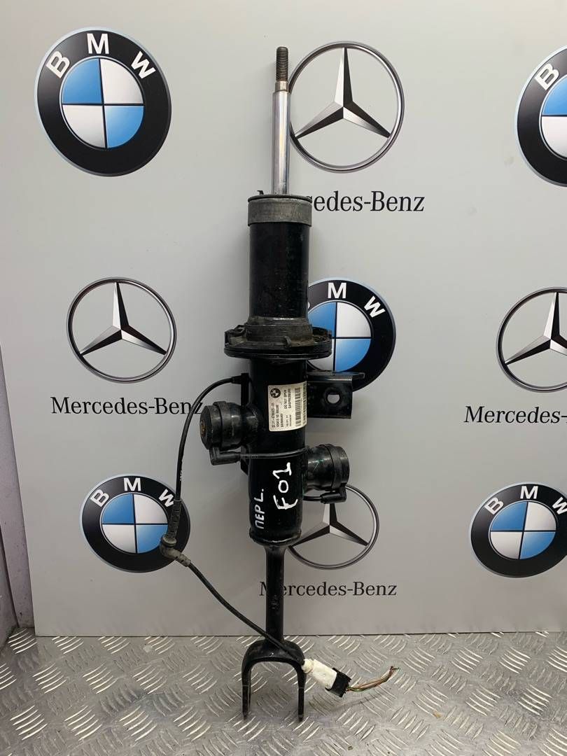 амортизатор передний левый BMW 7 серия F01/F02 2011, 6796925 - фото №1