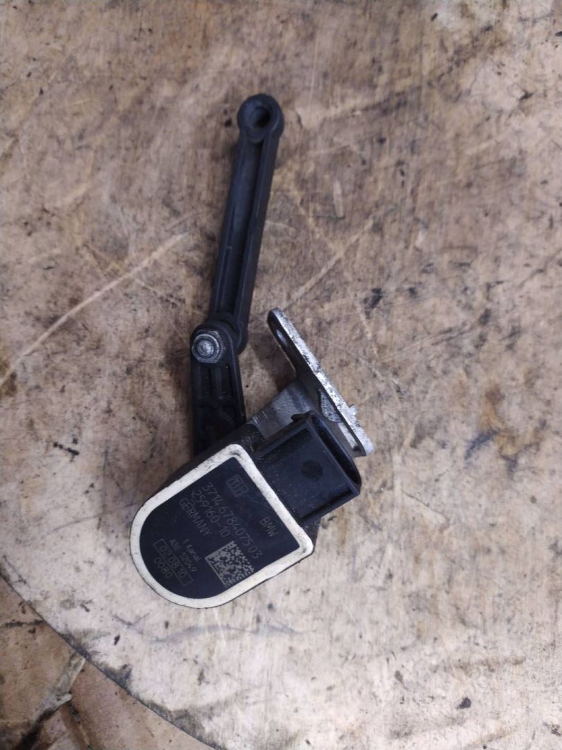 датчик дорожного просвета задний BMW 7 серия F01/F02 2010, 4.4 л., N63 B44 A, бензин, АКПП, 6784075 - фото №1