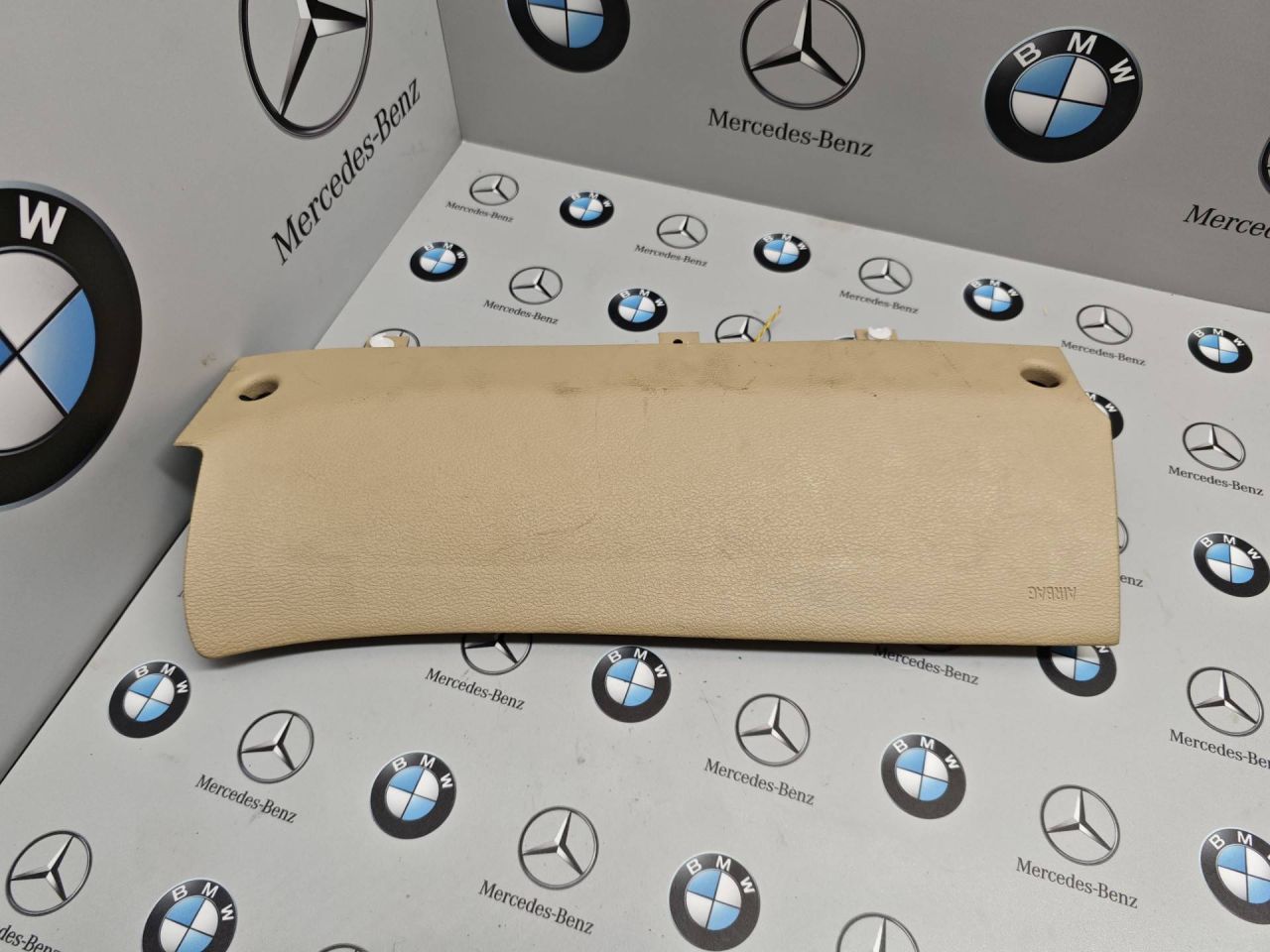 подушка безопасности коленная BMW X3 F25 2011, 3.0 л., N52 B30, бензин, 2449275 - фото №1