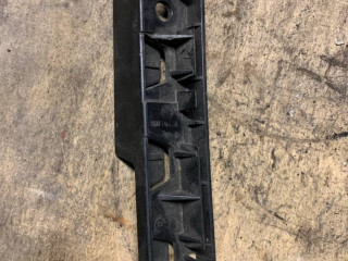 крепление крыла переднего правого BMW 5 серия E60/E61 [рестайлинг] 2008, 2.0 л., дизель, АКПП, универсал, 51717066228