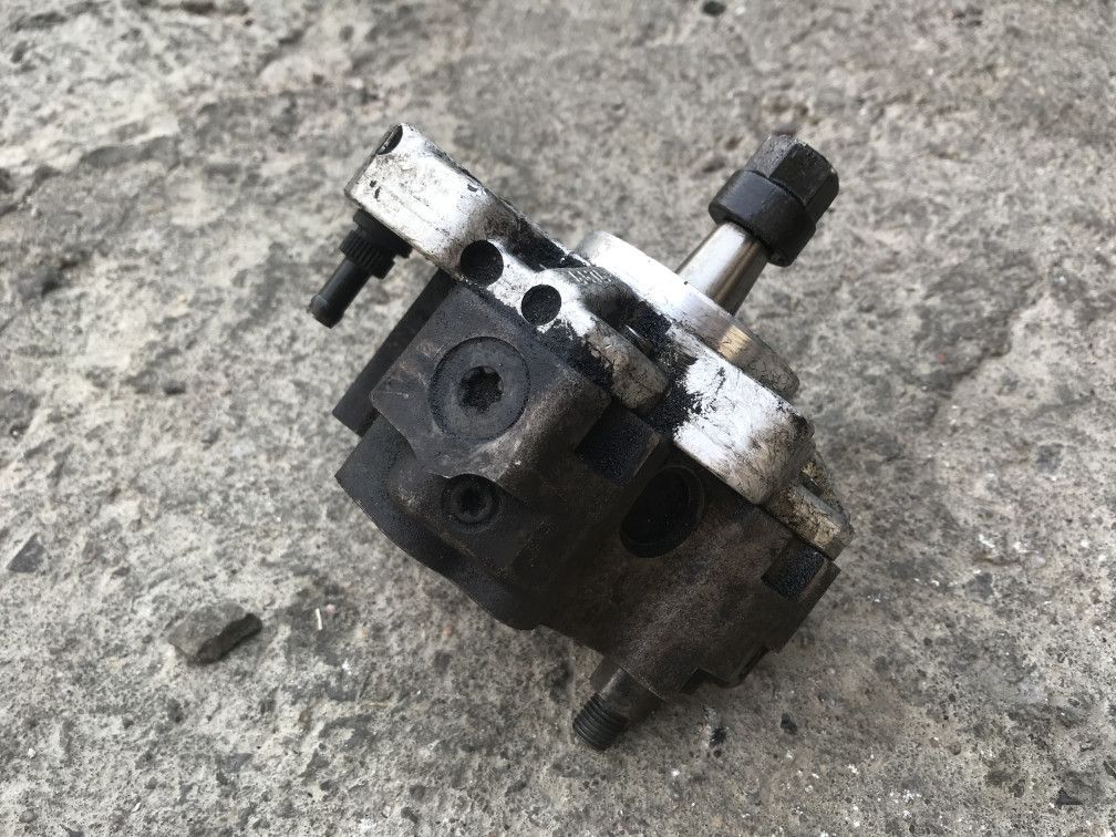 ТНВД BMW 5 серия E60/E61 2006, 3.0 л., дизель, АКПП, седан, 445010146 - фото №1