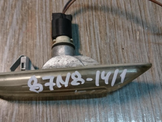 повторитель поворота на крыле BMW 5 серия E60/E61 [рестайлинг] 2008, 2.0 л., N47 D20 A, дизель, АКПП, универсал, 7165742