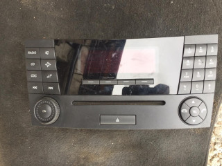 магнитола Mercedes-Benz E-Класс W211/S211 2005, 2.1 л., дизель, АКПП, седан, A2118209789, MF2310