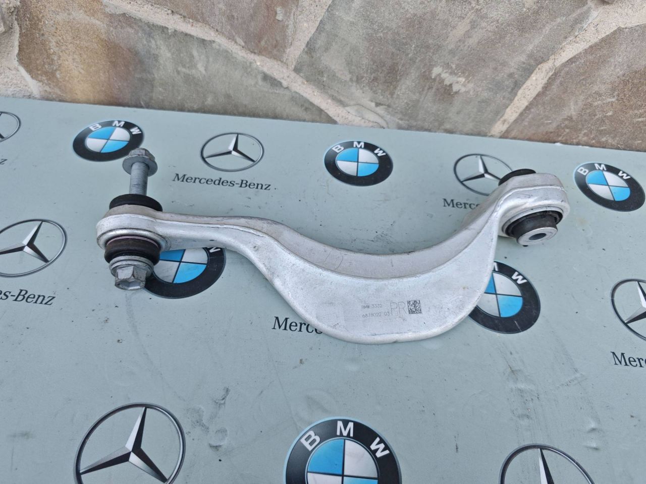 рычаг задний правый BMW 2024, бензин, 6878022 - фото №1