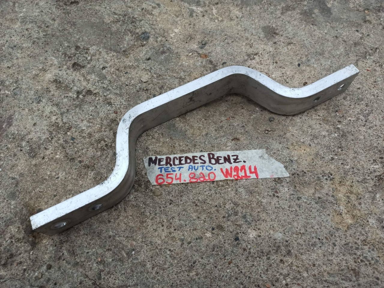 кронштейн (крепление) Mercedes-Benz E-Класс W214 2025, 2.0 л., дизель, A2066190100 - фото №1