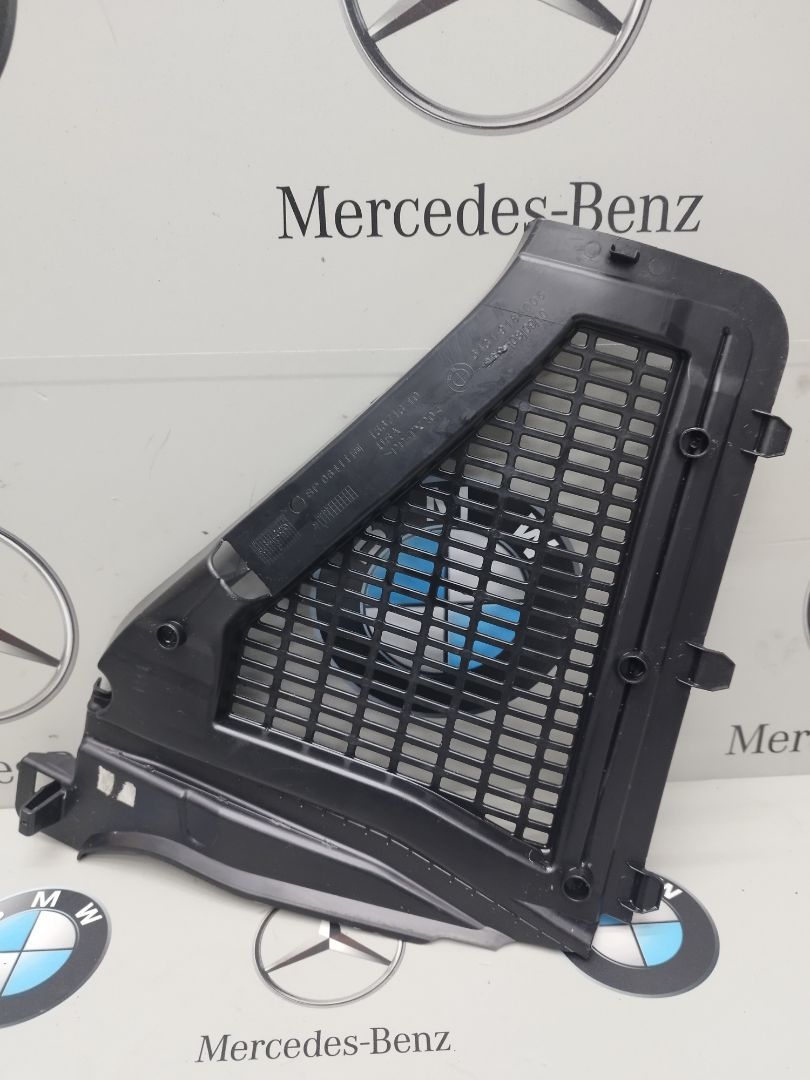 дождевик BMW X3 F25 2012, 3.0 л., N52 B30 A, бензин, 9184005 - фото №1