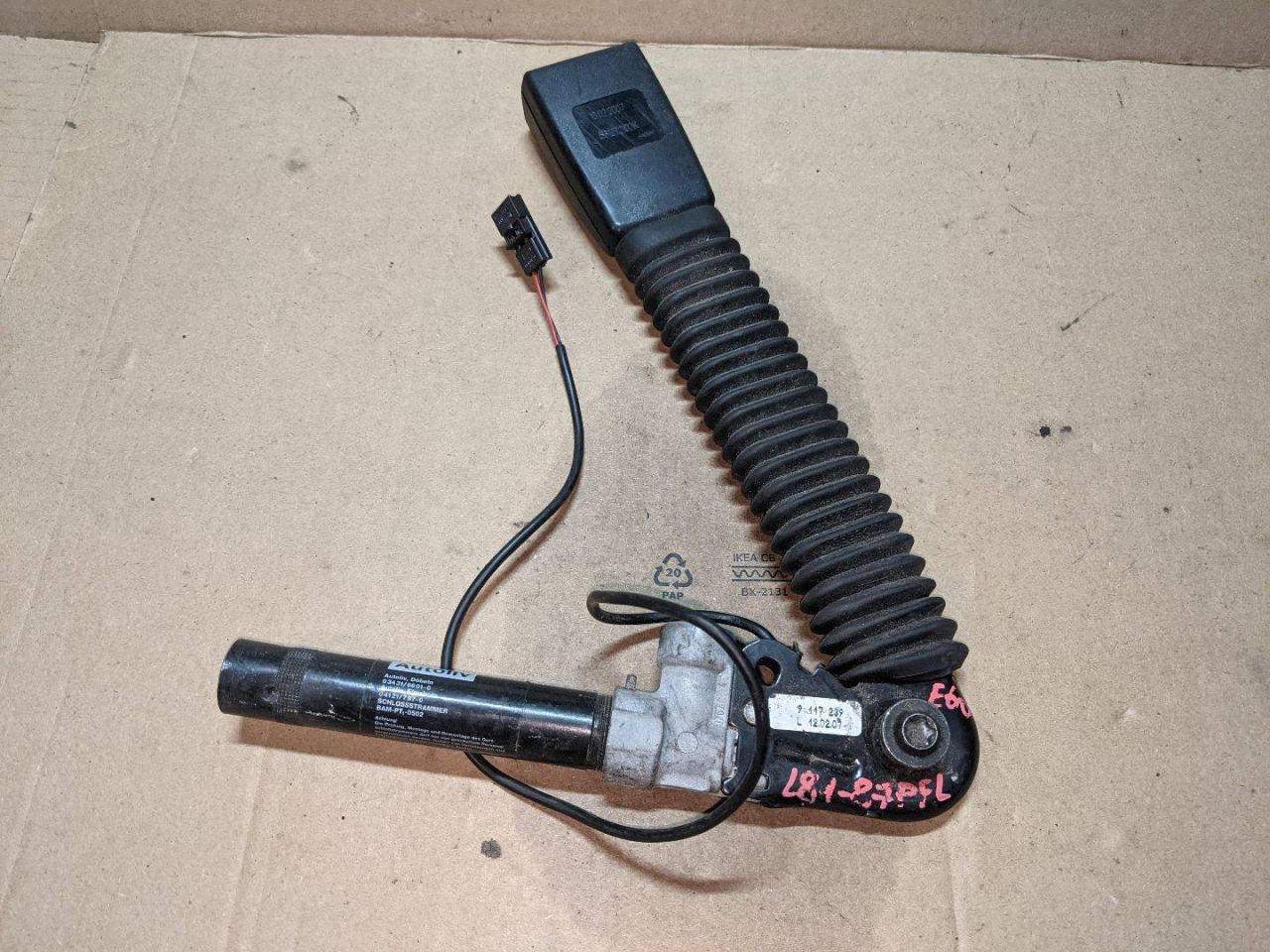 пиропатрон BMW 5 серия E60/E61 2007, 4.8 л., N62 B48 A, бензин, АКПП, универсал, 9117239 - фото №1