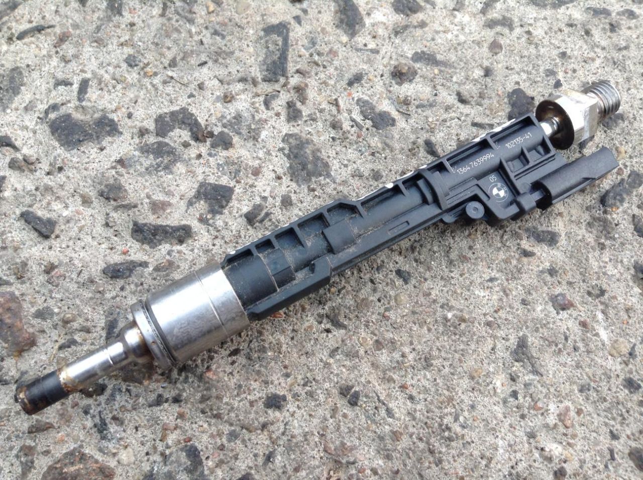 форсунка BMW 2012, 2.0 л., N20 B20 A, бензин, АКПП, седан, 7639994, 0261500172 - фото №1