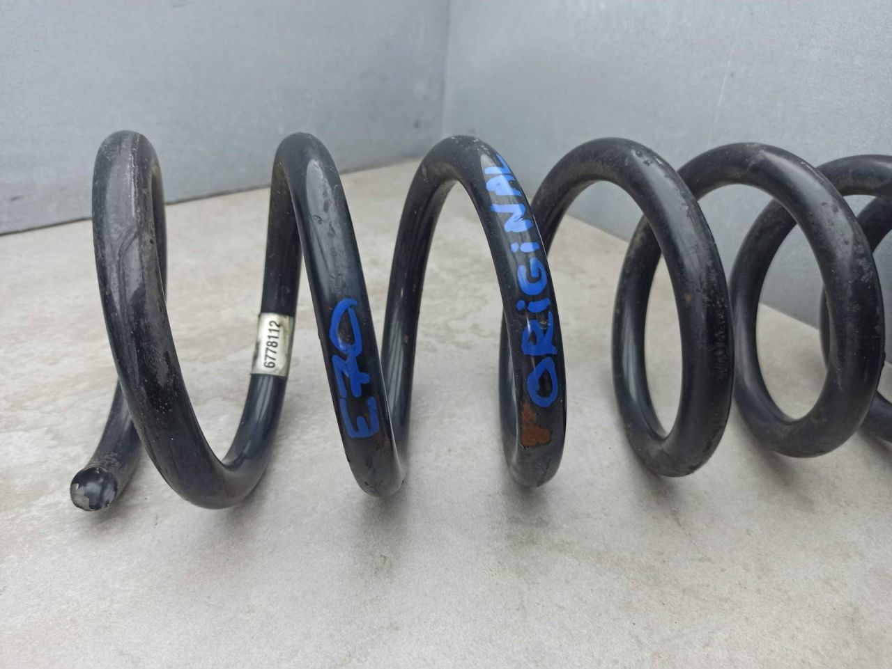 пружина передняя BMW X5 E70 2010, 6778112 - фото №1