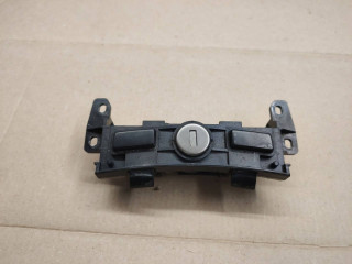 ручка бардачка BMW 7 серия E65/E66/E67 [рестайлинг] 2008, 4.8 л., N62 B48 B, бензин, АКПП, серебристый, 8142200