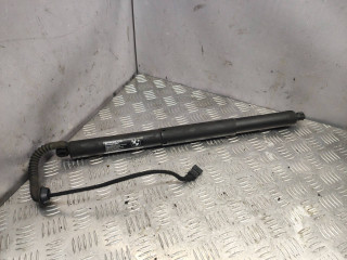 амортизатор крышки багажника (3-5 двери) BMW X5 F15 2016, 4.0 л., дизель, 7294469