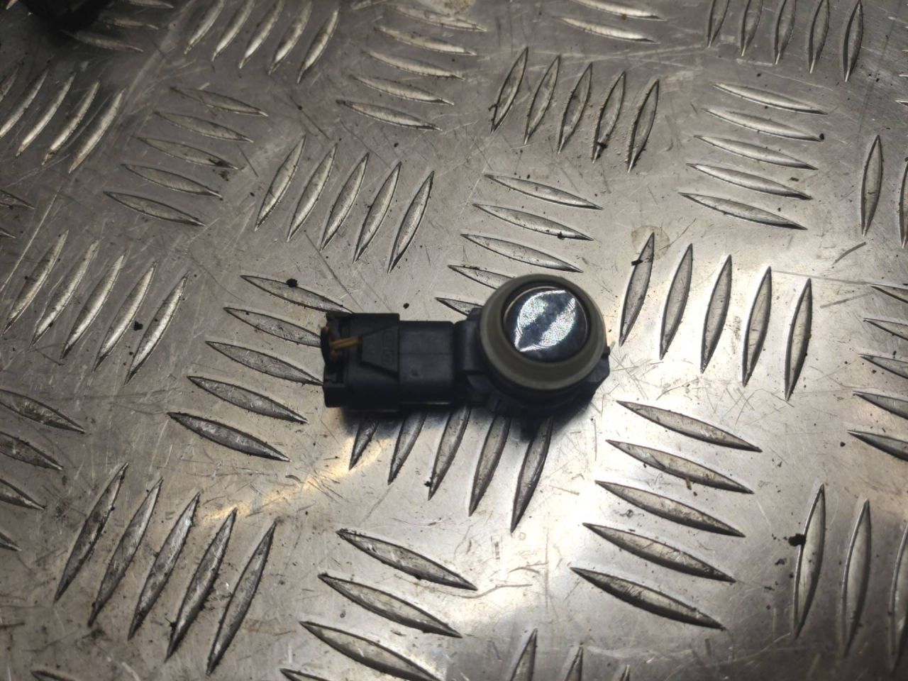 датчик парктроника Mercedes-Benz A-Класс W177/V177 2018, A0009050242 - фото №1