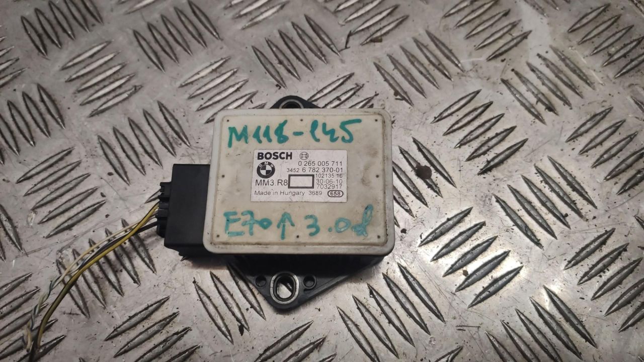 датчик ускорения BMW X5 E70 2010, 3.0 л., N57 D30 A, дизель, АКПП, внедорожник 5 дв., 6782370 - фото №1