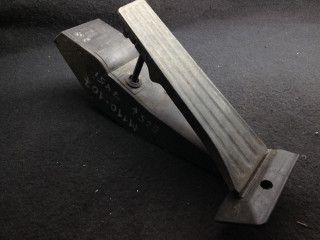 педаль BMW 7 серия E65/E66/E67 2004, 4.4 л., бензин, АКПП, седан, 6759723