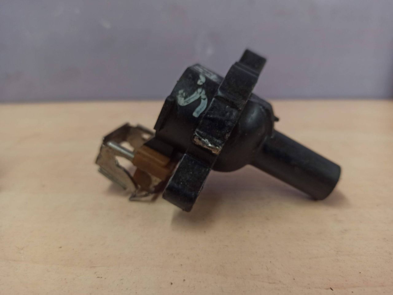 катушка зажигания BMW X5 E53 2001, 4.4 л., бензин, 1748017 - фото №1