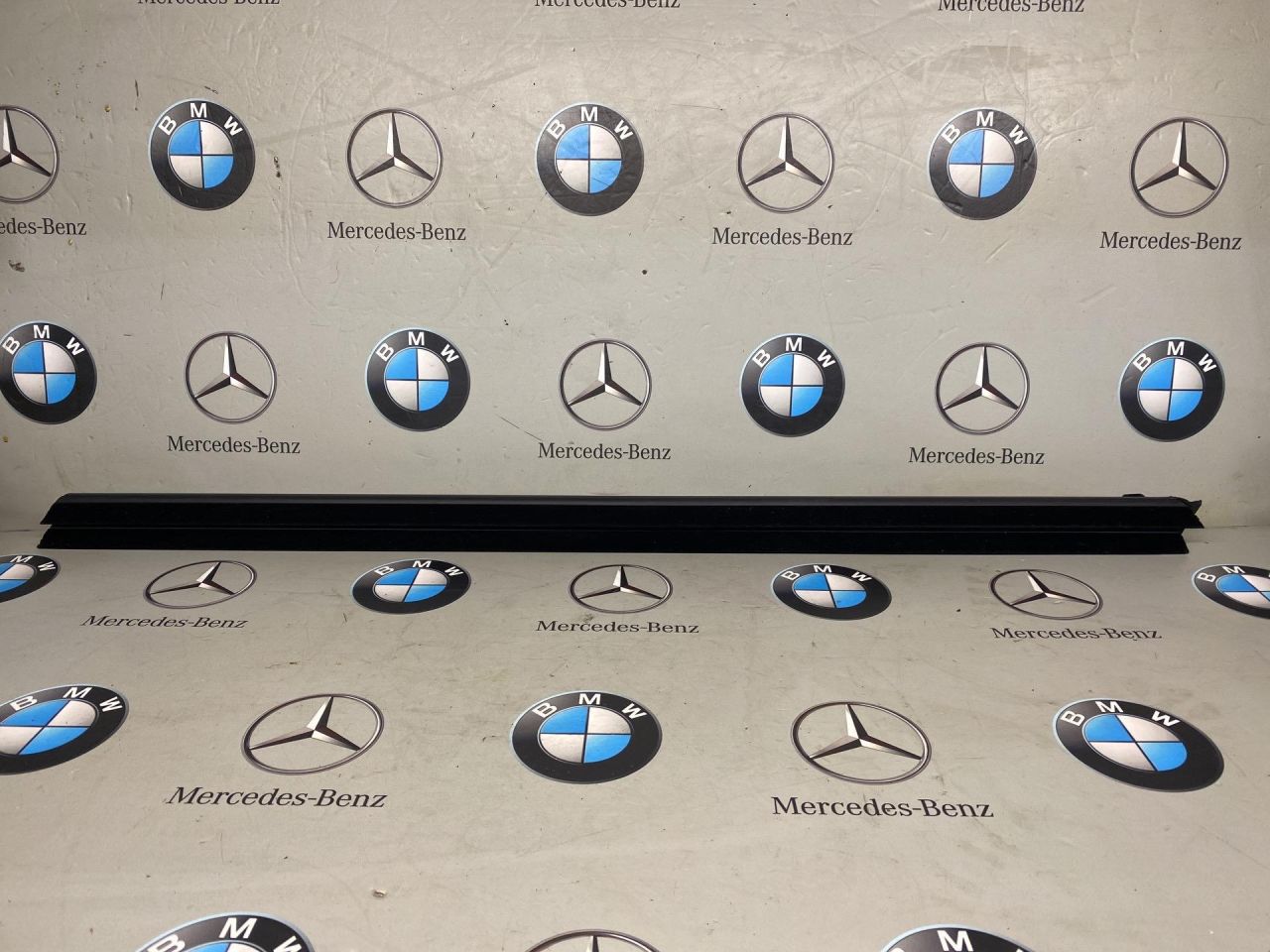 молдинг стекла BMW 2023, 3.0 л., B58 B30 A, бензин, 475, 7428675 - фото №1