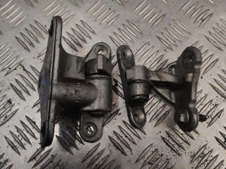 петля двери Mercedes-Benz M-Класс W164 2007, 3.0 л., OM 642.940, дизель