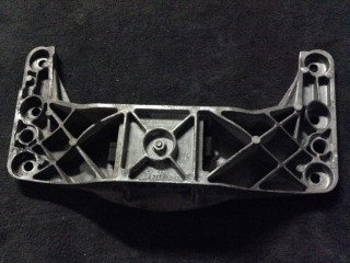 кронштейн КПП BMW 5 серия E60/E61 2007, 3.0 л., дизель, АКПП, седан, 6761106