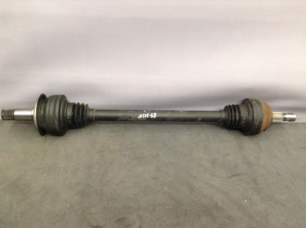 полуось передняя правая (приводной вал, ШРУС) Mercedes-Benz S-Класс W222/C217/A217 2015, 3.0 л., OM 642.861, дизель, АКПП, седан - фото №1