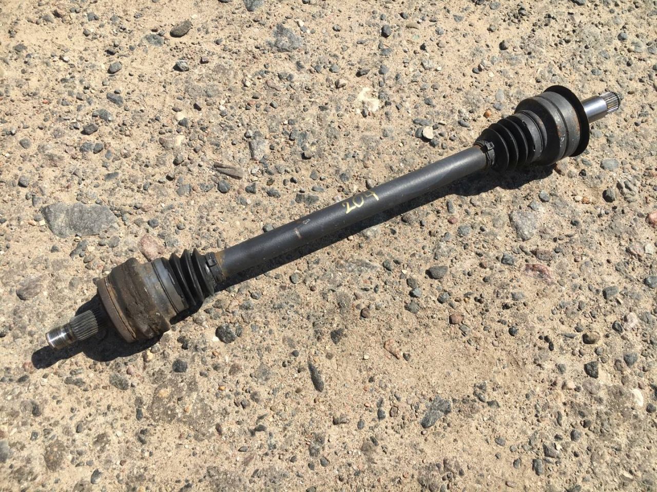 полуось задняя (приводной вал, ШРУС) Mercedes-Benz C-Класс W204/S204 2009, 3.0 л., M 272.948, бензин - фото №1