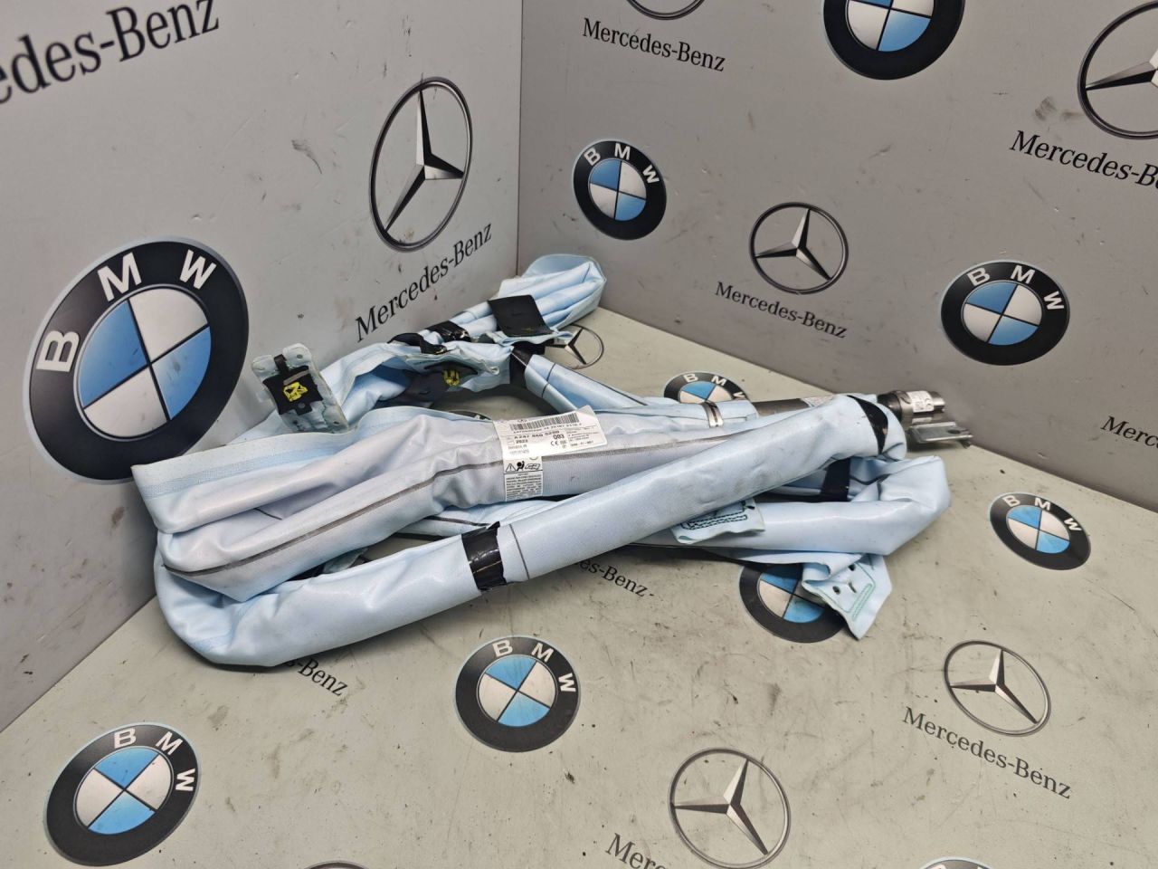 подушка безопасности боковая (шторка) Mercedes-Benz GLB-Класс 1 поколение 2022, бензин, задний привод, A2478605200 - фото №1