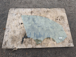 стекло двери передней правой BMW X3 F25 2014, 2.8 л., бензин