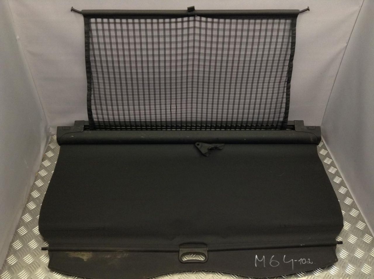 шторка багажника BMW 3 серия E46 2003, 2.0 л., дизель, АКПП, универсал - фото №1