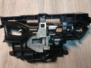 скелет ручки двери передней правой BMW 2013, 3.0 л., N57 D30 C, дизель, АКПП, универсал, 7175650