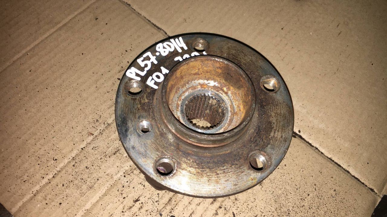 ступица задняя правая BMW 7 серия F01/F02 2009, 3.0 л., N57 D30 A, дизель, АКПП, седан - фото №1