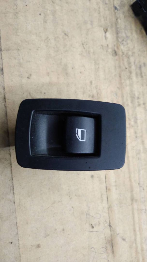 кнопка стеклоподъемника двери BMW X5 E70 2010, 6945874 - фото №1